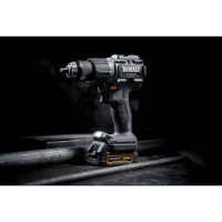 Dewalt 18V XR kulløs slagboremaskine – DEWALT x McLaren F1 Team Limited Edition – DCD85ME2GT-QW